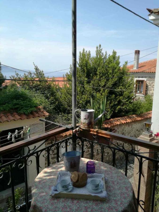 Μαχη Ενοικιαζόμενα Δωμάτια Mithymna Exteriör bild