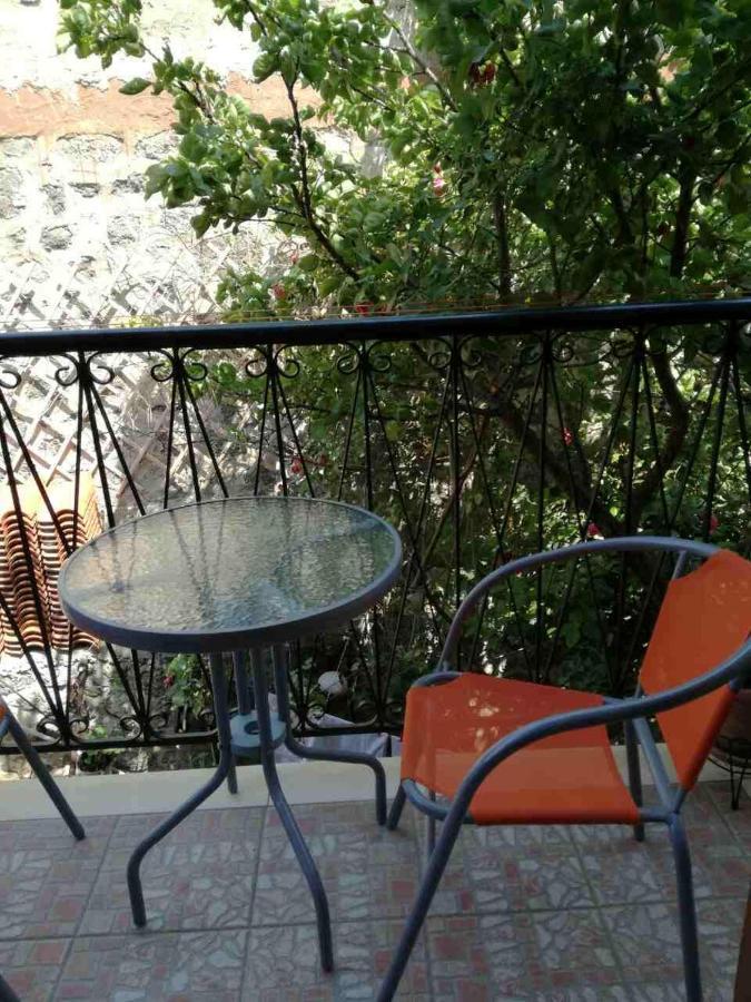 Μαχη Ενοικιαζόμενα Δωμάτια Mithymna Exteriör bild