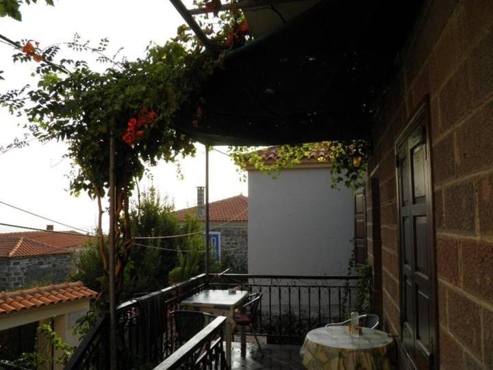 Μαχη Ενοικιαζόμενα Δωμάτια Mithymna Exteriör bild